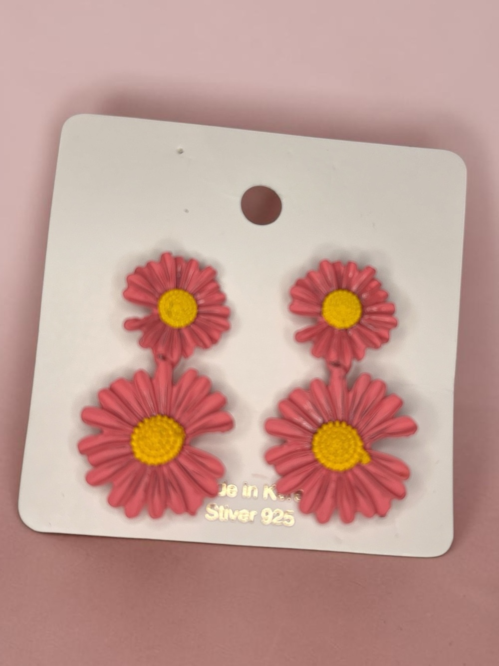Pink earring bundle - Picture 3 of 5